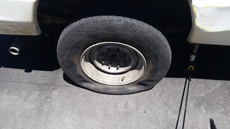 Illustration for article titled What the actual fuck, Ford? Why can't I change a tire correctly?